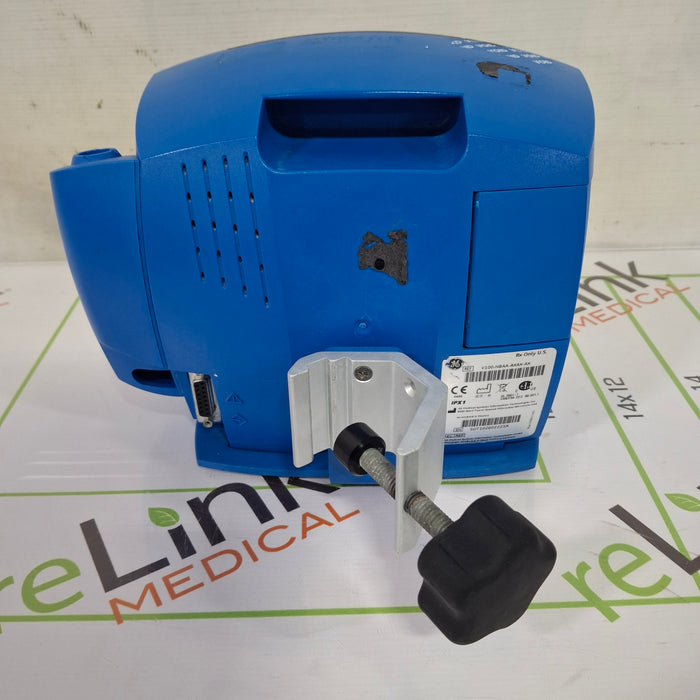 GE Healthcare Dinamap V100 - NIBP, SpO2, Temp Vital Signs Monitor