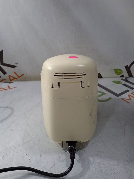 Medela 87115 Waterless Milk Warmer