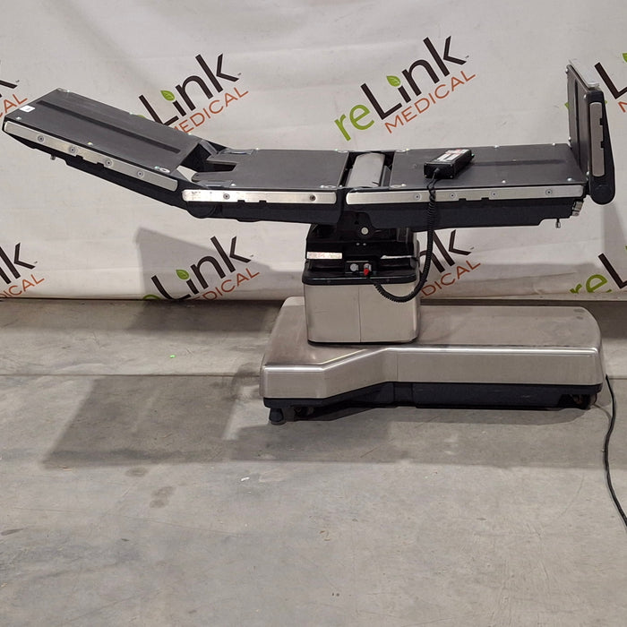 Amsco Quantum 3080RC Surgical Table