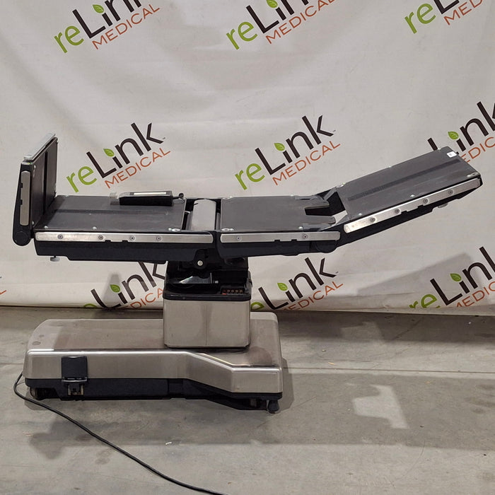 Amsco Quantum 3080RC Surgical Table