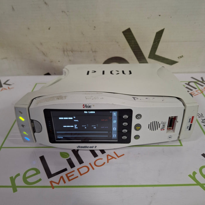 Masimo Radical 7 Pulse Oximeter w/ Base