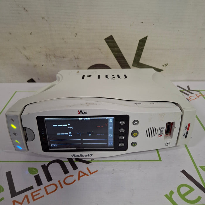 Masimo Radical 7 Pulse Oximeter w/ Base