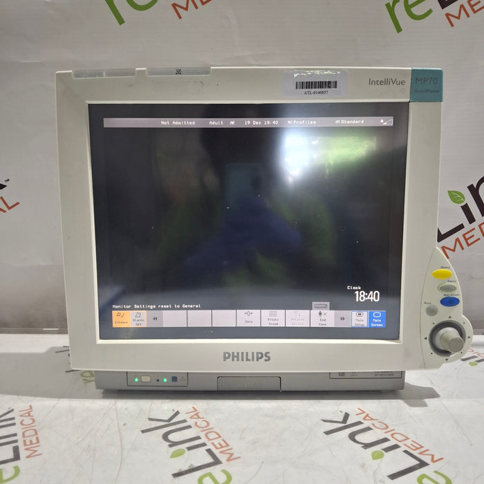 Philips IntelliVue MP70 - Anesthesia Patient Monitor