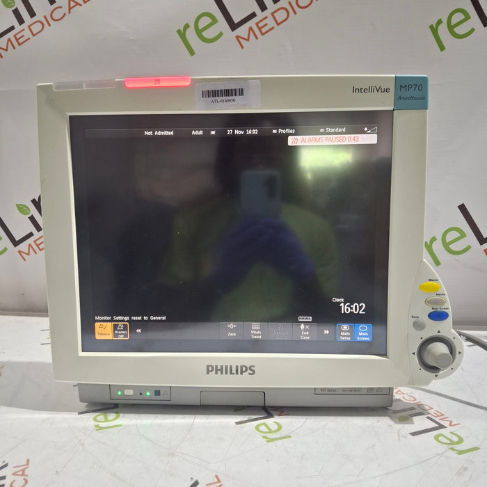 Philips IntelliVue MP70 - Anesthesia Patient Monitor