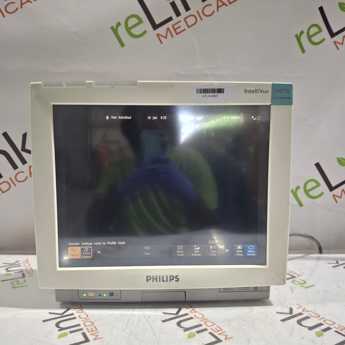 Philips IntelliVue MP70 - Anesthesia Patient Monitor
