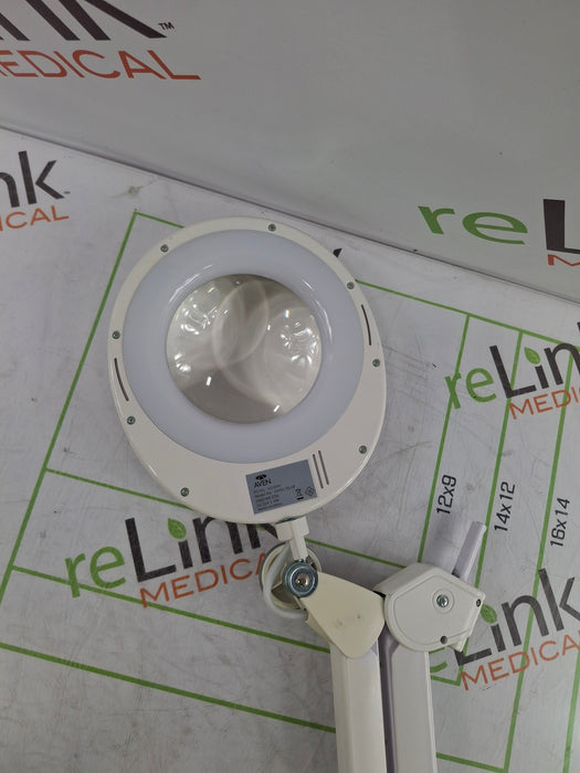 Aven, Inc. Magnifying Light