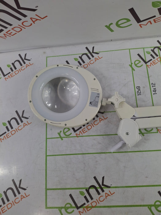 Aven, Inc. Magnifying Light