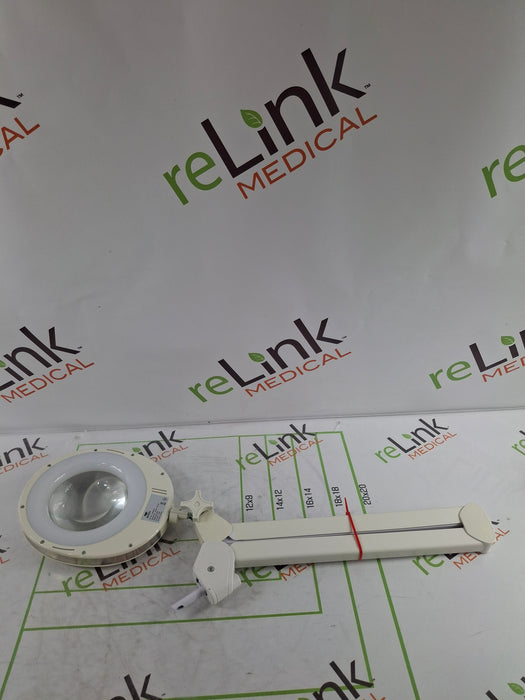 Aven, Inc. Magnifying Light