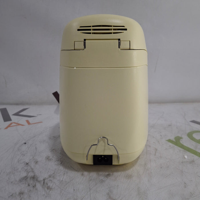 Medela 87115 Waterless Milk Warmer