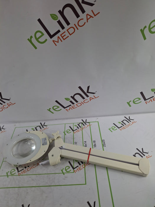 Aven, Inc. Magnifying Light