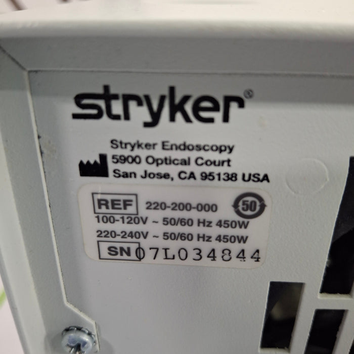 Stryker X8000 Light Source