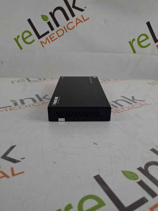 Black Box Network Services UVX-DP-TP-100M Displayport & USB 2.0 Extender