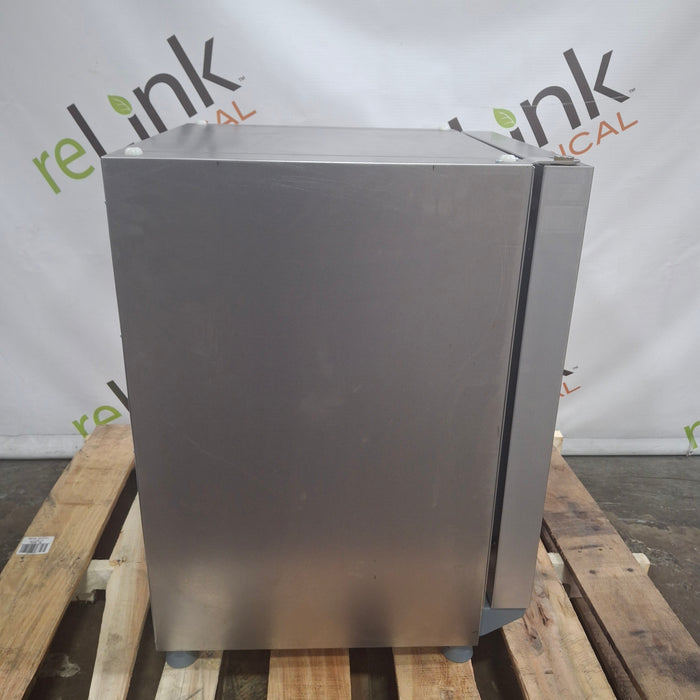 Fisherbrand Isotemp 60L Gravity Convection Incubator