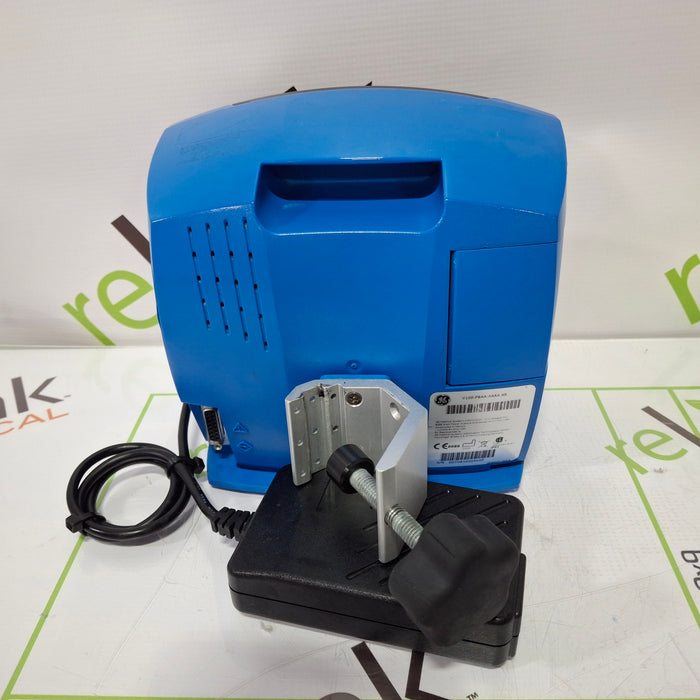 GE Healthcare Dinamap V100 - NIBP, SpO2 Vital Signs Monitor