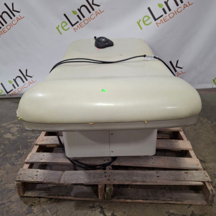 Midmark 223 Hi-Lo Power Barrier Free Procedure Exam Table