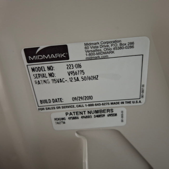 Midmark 223 Hi-Lo Power Barrier Free Procedure Exam Table