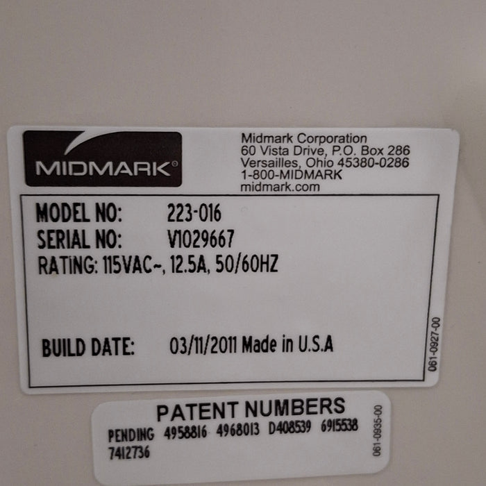 Midmark 223 Hi-Lo Power Barrier Free Procedure Exam Table