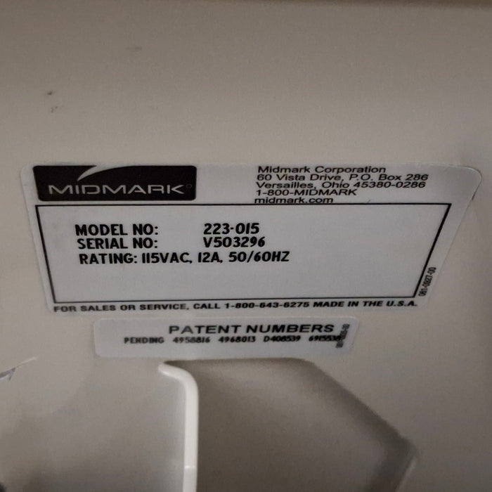 Midmark 223 Hi-Lo Power Barrier Free Procedure Exam Table