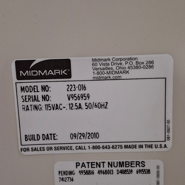 Midmark 223 Hi-Lo Power Barrier Free Procedure Exam Table