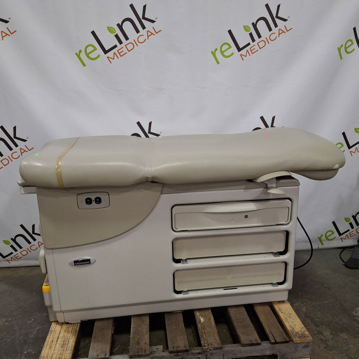 Midmark 604 Manual Examination Table