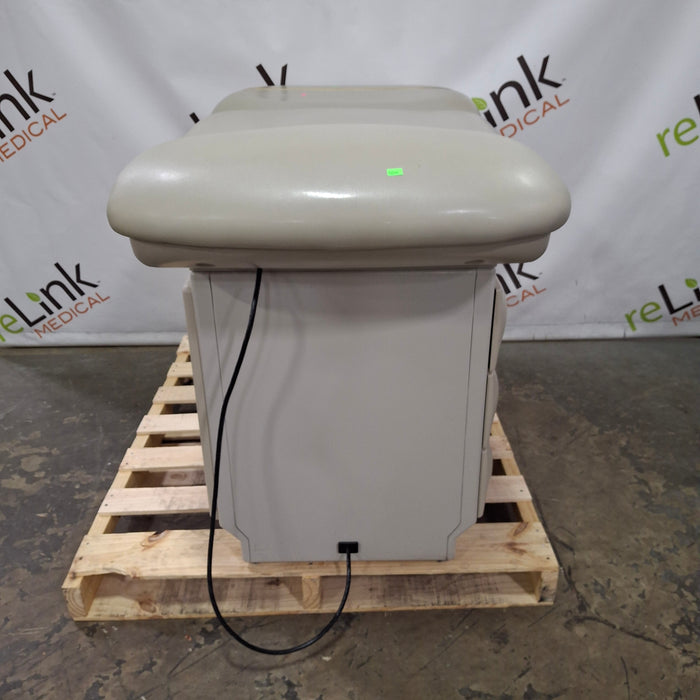 Midmark 604 Manual Examination Table