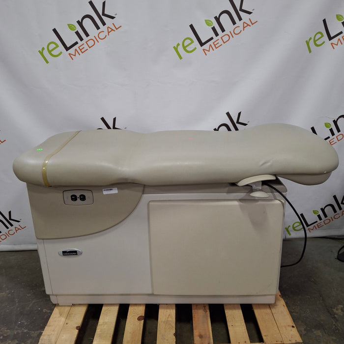 Midmark 604 Manual Examination Table