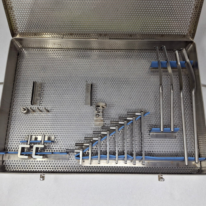 V. Mueller Collis Posterior Lumber Retractor Set