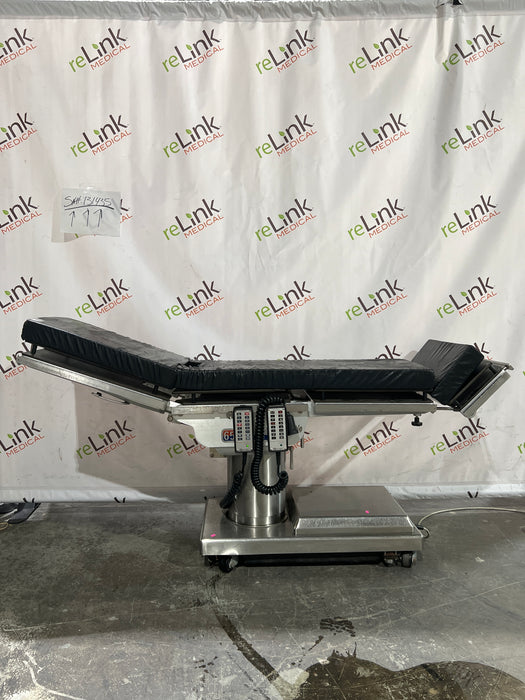 Skytron 6500 Elite Surgical Table