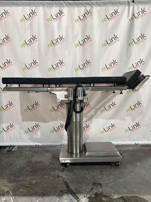 Skytron 6500 Elite Surgical Table