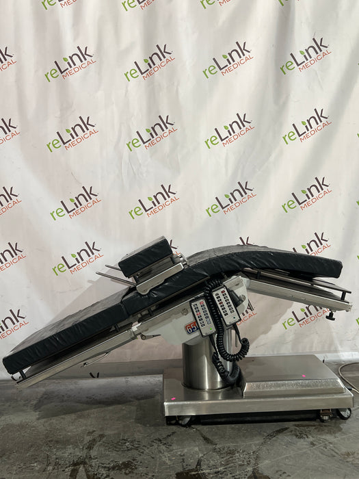 Skytron 6500 Elite Surgical Table
