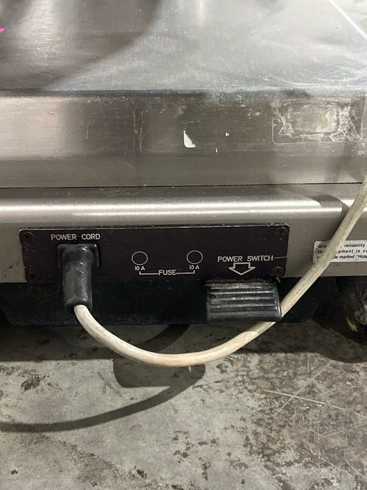 Skytron 6500 Elite Surgical Table