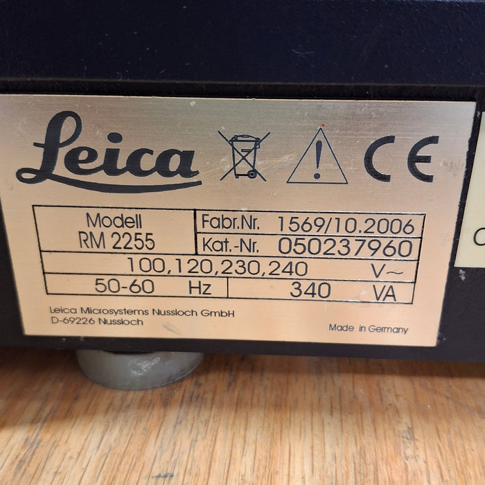 Leica RM 2255 Microtome