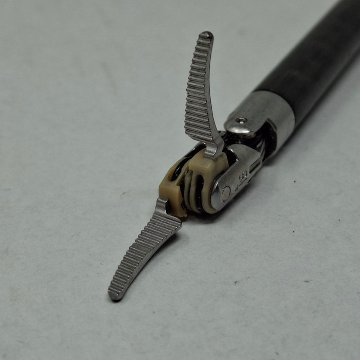 Intuitive Surgical Da Vinci 420227 PK Dissecting Forceps
