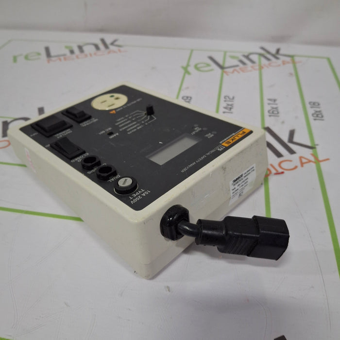 Fluke 175 Electrical Safety Analyzer