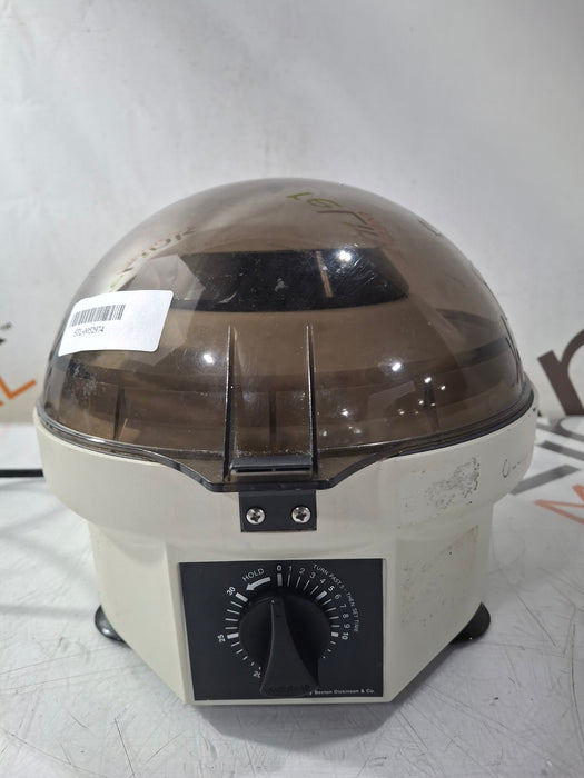 Clay Adams Compact 2 centrifuge