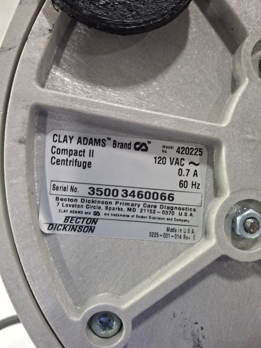 Clay Adams Compact 2 centrifuge