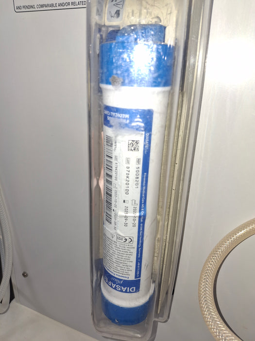 Fresenius 2008T Dialysis Machine w/ WRO 300 Reverse Osmosis Unit