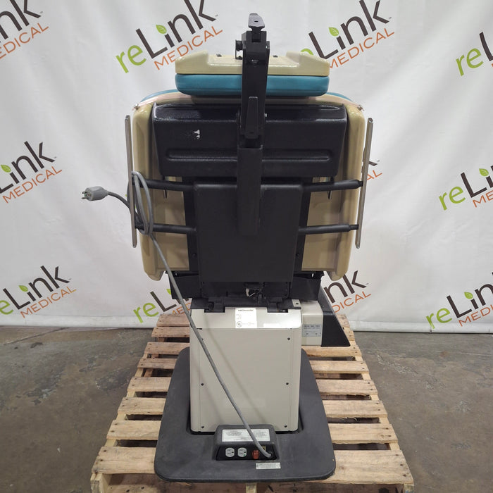 Midmark 411 Power Exam Table