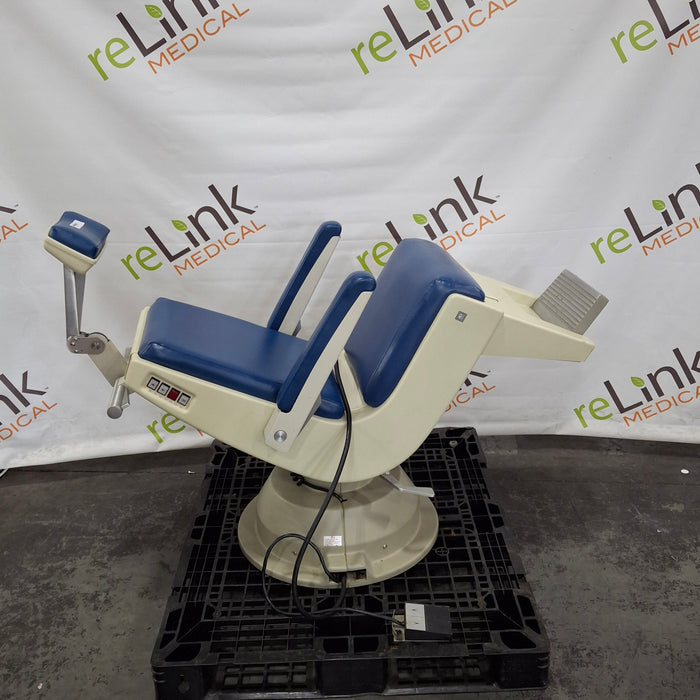 AO Scientific Instruments Model 14401 Ophthalmic Chair