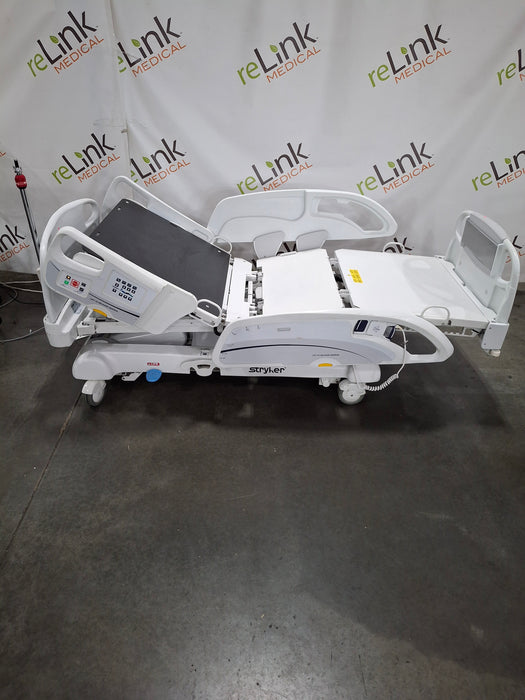 Stryker InTouch 2141 Critical Care Hospital Bed