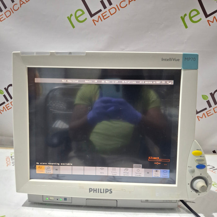 Philips IntelliVue MP70 Patient Monitor