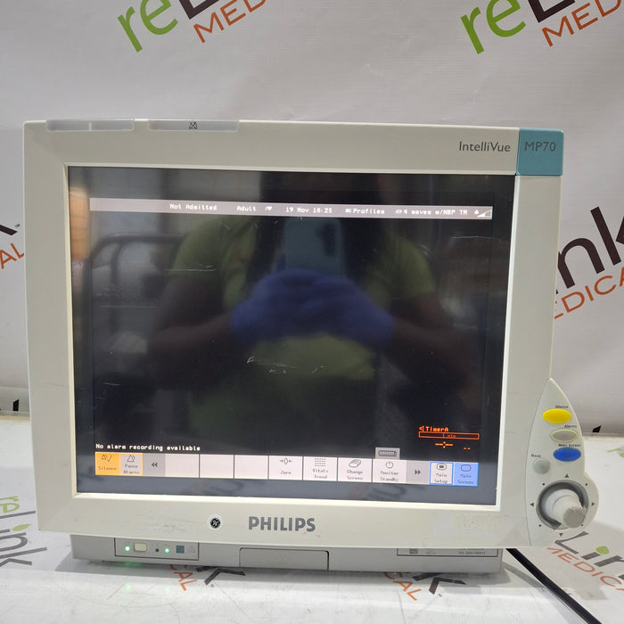 Philips IntelliVue MP70 Patient Monitor