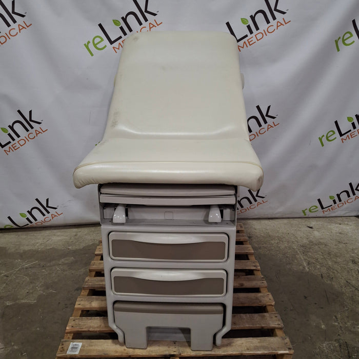 Midmark 204 Exam Table