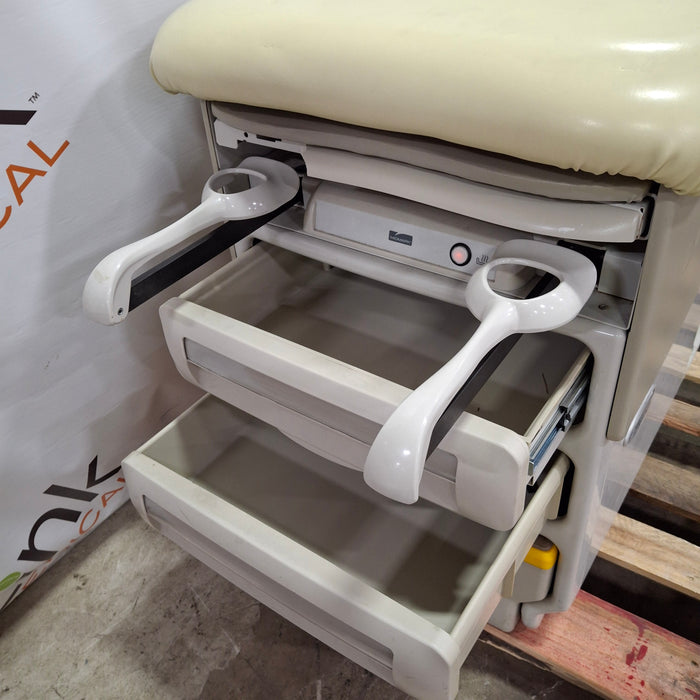 Midmark 604 Manual Examination Table