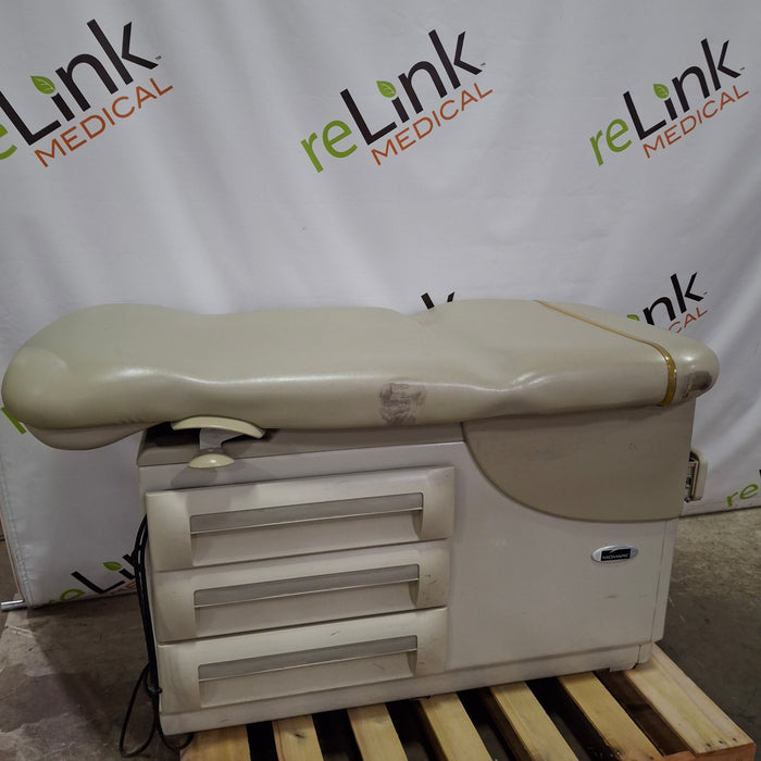 Midmark 604 Manual Examination Table