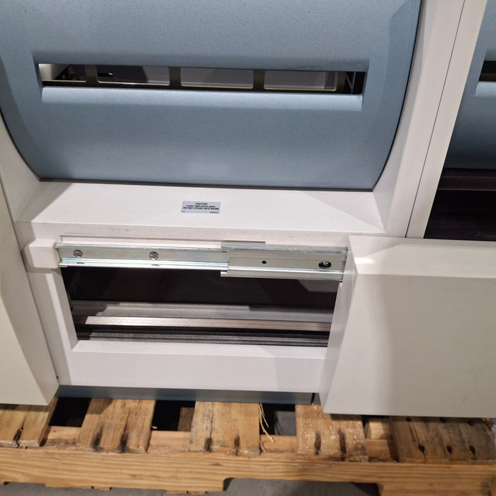 BioMerieux Vitek 2 Microbial Analyzer