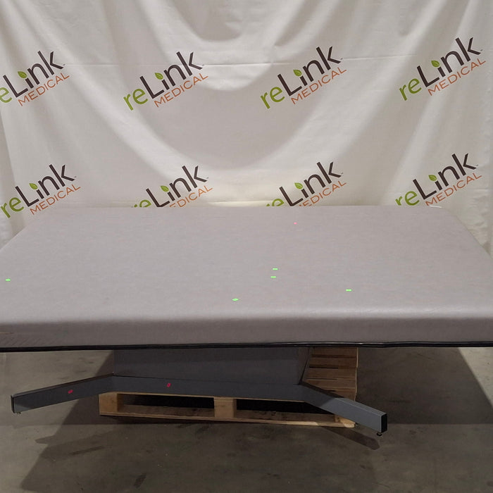 Hill Laboratories Co. Hill Adjustable Chiropractic Table