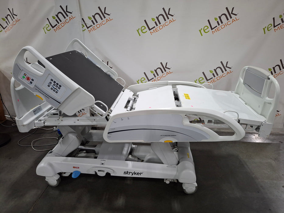Stryker InTouch 2141 Critical Care Hospital Bed