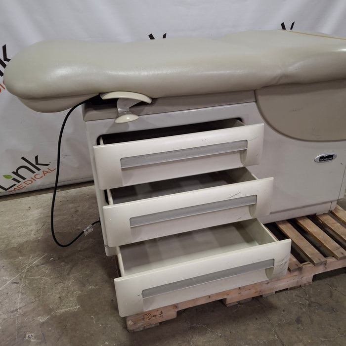 Midmark 604 Manual Examination Table