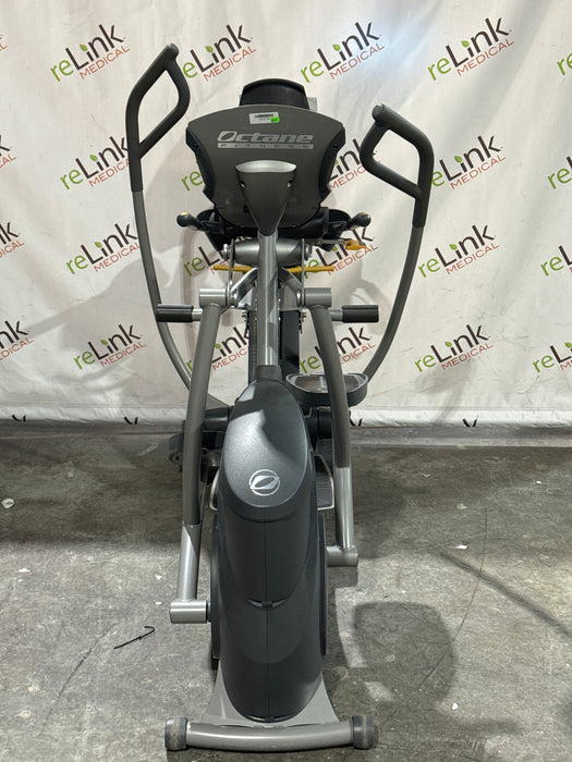 Octane XR6000 Elliptical Machine